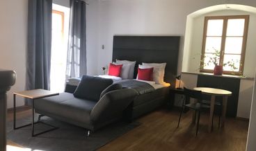 Bild på Superior Apartment-1 Double Bed and 1 Twin Sofa Bed Non Refundable Free WiFi