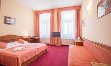 Bild på Standard Double Room-2 Twin Beds Non Refundable Free WiFi Free breakfast