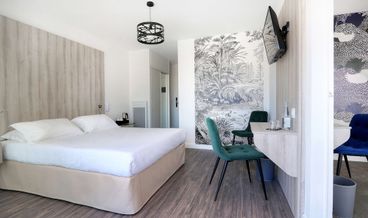 Bild på Classic Room, 1 Queen Bed, Non Smoking-1 Queen Bed Free WiFi Free self parking