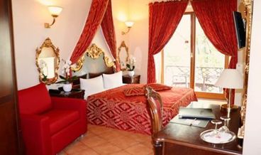 Bild på Comfort Double Room-1 Double Bed and 1 Twin Bed Non Refundable Free WiFi