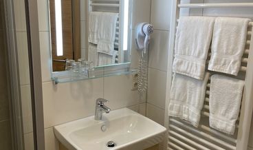 Bild på Comfort Double or Twin Room, Garden View-1 Double Bed Free WiFi Breakfast buffet Free self parking