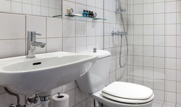 Bild på Family Room-1 Double Bed Non Refundable Free WiFi Free self parking Free breakfast