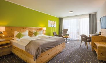 Bild på Standard Double Room, Balcony, Mountain View-1 Queen Bed Non Refundable Free WiFi Free self parking Free breakfast