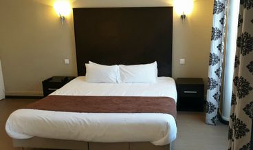 Bild på Comfort Double Room-1 Double Bed Non Refundable Free self parking Free WiFi