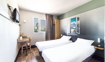 Bild på Double Room, Non Smoking-1 Double Bed Non Refundable Free self parking Free WiFi