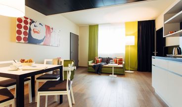 Bild på Standard Room-1 Double Bed and 1 Double Sofa Bed Non Refundable Free WiFi
