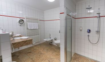 Bild på Standard Double Room (Kranplatz 2)-2 Twin Beds Free WiFi Free self parking