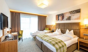 Bild på Comfort Double Room, Balcony-1 Queen Bed Free WiFi Free parking Free breakfast