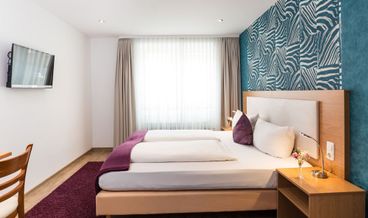 Bild på Deluxe Double Room-1 King Bed Free WiFi Free self parking Free breakfast