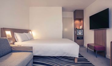 Bild på Standard Room, Multiple Beds-2 Twin Beds and 1 Double Bed Free WiFi Free self parking