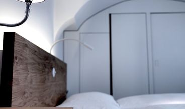 Bild på Double Room (small)-1 Queen Bed Non Refundable Free WiFi