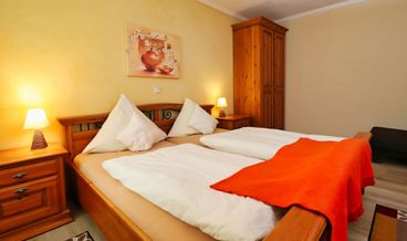 Bild på Standard Double or Twin Room-2 Twin Beds Free WiFi Free self parking