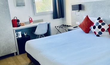 Bild på Double Room, 1 Queen Bed, Balneo Bathtub-1 Queen Bed Free self parking Free WiFi