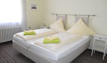 Bild på Double or Twin Room, Private Bathroom-2 Twin Beds Free self parking