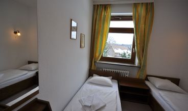 Bild på Family Room, 1 Bedroom-1 Double Bed Non Refundable Free WiFi Free self parking