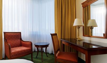 Bild på Room, 1 King Bed, Non Smoking, Balcony-1 King Bed Non Refundable Free WiFi