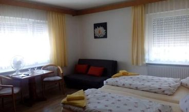 Bild på Double Room-1 Double Bed Non Refundable Free WiFi Free self parking Free breakfast