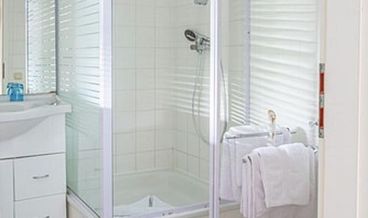 Bild på Basic Double Room-1 Queen Bed Non Refundable Free WiFi Free self parking