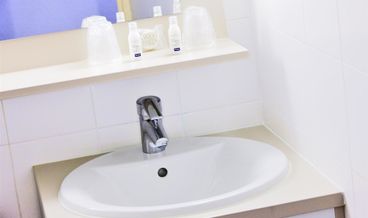 Bild på Standard Room, 1 Double Bed-1 Double Bed Non Refundable Free self parking Free WiFi