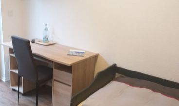Bild på Double Room-1 Queen Bed Non Refundable Free WiFi Free self parking