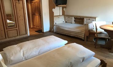 Bild på Grand Double Room-1 Double Bed Free WiFi Breakfast buffet Free self parking