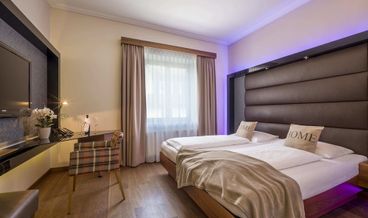 Bild på Standard Double Room-1 King Bed Free WiFi Free breakfast