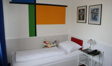 Bild på Standard Double Room-1 Queen Bed Free WiFi Breakfast buffet Free self parking