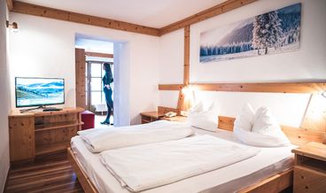 Bild på Standard dubbelrum - balkong - utsikt mot bergen