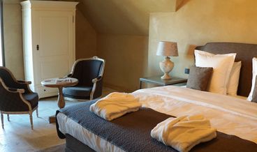 Bild på Luxury Double Room, 1 King Bed-1 King Bed Non Refundable Free WiFi Free self parking Free breakfast