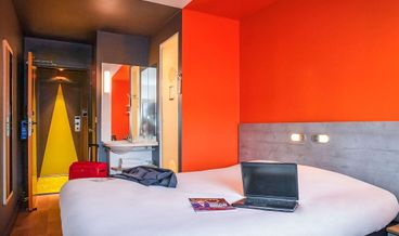 Bild på Triple Room, 3 Twin Beds-3 Twin Beds Non Refundable Free self parking Free WiFi