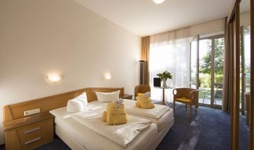 Bild på Family Room (Waschbaer-Baude)-1 King Bed and 1 Twin Bunk Bed Non Refundable Free WiFi Free self parking Free breakfast