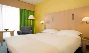 Bild på Classic Double Room, Mountainside-1 Queen Bed Free WiFi