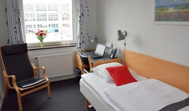 Bild på Double Room-2 Twin Beds and 1 Double Sofa Bed Free WiFi Free breakfast