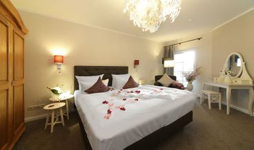Bild på Double Room (Landhaus)-1 Queen Bed Non Refundable Free WiFi Free breakfast