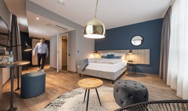Bild på Double Room (Relax)-1 King Bed Non Refundable Free WiFi