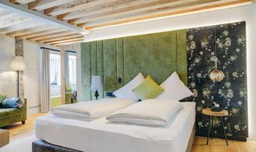 Bild på Superior Double Room, City View and Fortress View-1 Double Bed Free WiFi Free breakfast