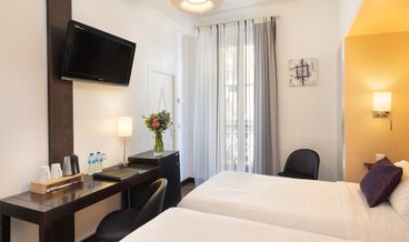 Bild på Superior Double or Twin Room-1 Queen Bed Free WiFi