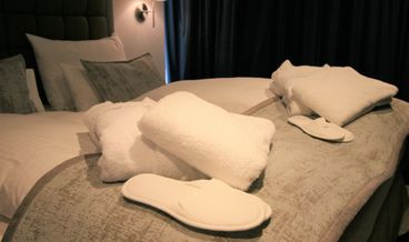 Bild på Comfort Double Room-1 Double Bed and 1 Double Sofa Bed Non Refundable Free WiFi Breakfast buffet Free self parking