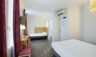Bild på Standard Double Room-1 Double Bed Non Refundable Free WiFi