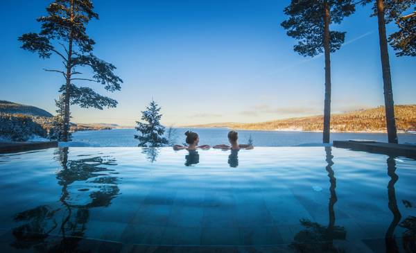 Orbaden Spa & Resort - Bo 3 nätter, betala för 2 - SWIMMING