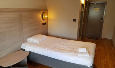 Bild på Twin Room (Fourth Floor)-2 Twin Beds Non Refundable Free WiFi Free self parking Free breakfast
