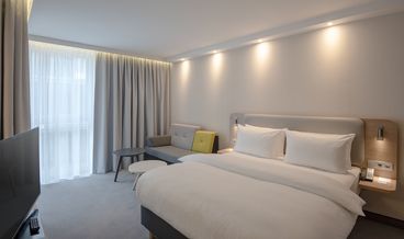Bild på Standard Room, 1 Queen Bed, Accessible-1 Queen Bed Non Refundable Free WiFi Free breakfast
