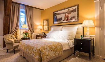 Bild på Superior Room, City View-1 King Bed Free WiFi Free high-speed internet