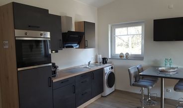 Bild på Deluxe Triple Room, Private Bathroom, Garden View-1 King Bed and 1 Twin Bed Free self parking Free breakfast
