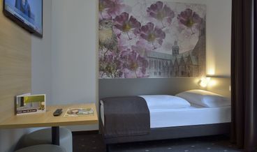 Bild på Double Room-1 Queen Bed Non Refundable Free WiFi Free self parking