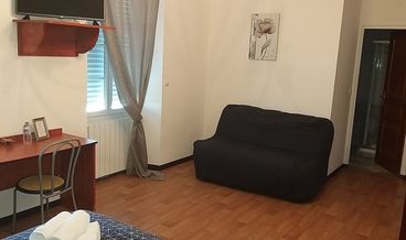 Bild på Double Room, Private Bathroom-1 Double Bed Free self parking Free WiFi