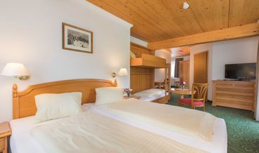Bild på Comfort Double Room, 1 Bedroom, Balcony-1 Queen Bed Non Refundable Free WiFi Free parking Free breakfast