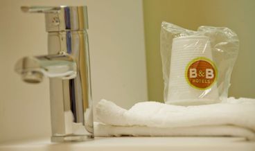 Bild på Twin Room, Non Smoking-2 Twin Beds Non Refundable Free self parking