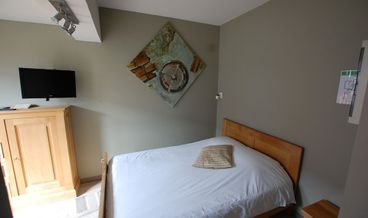Bild på Twin Room, Ground Floor-2 Twin Beds Free WiFi Free self parking