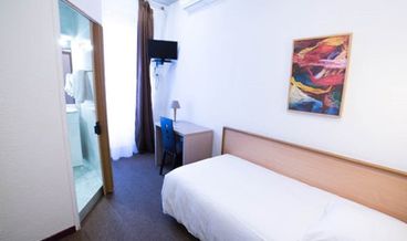 Bild på Classic Double Room-1 Double Bed Non Refundable Free WiFi